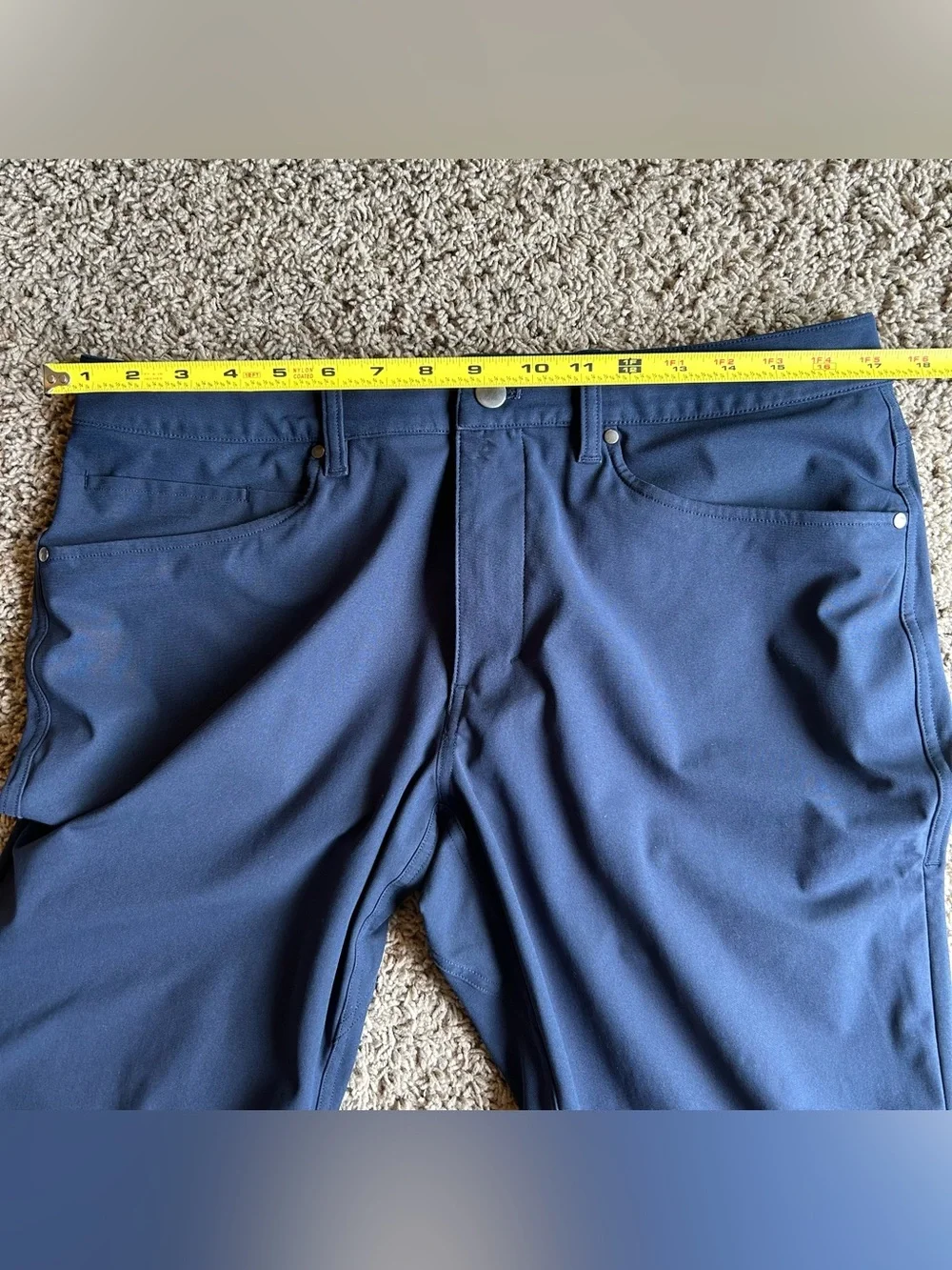 Lululemon ABC Pants Mens 33 (34x29) Classic Slim Navy Warpstreme 5 Pocket Chino